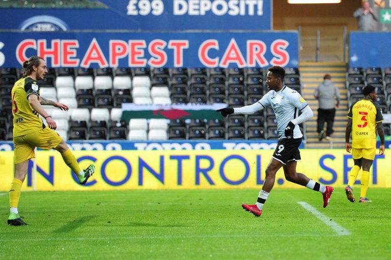 بن فوستر وجمال لو