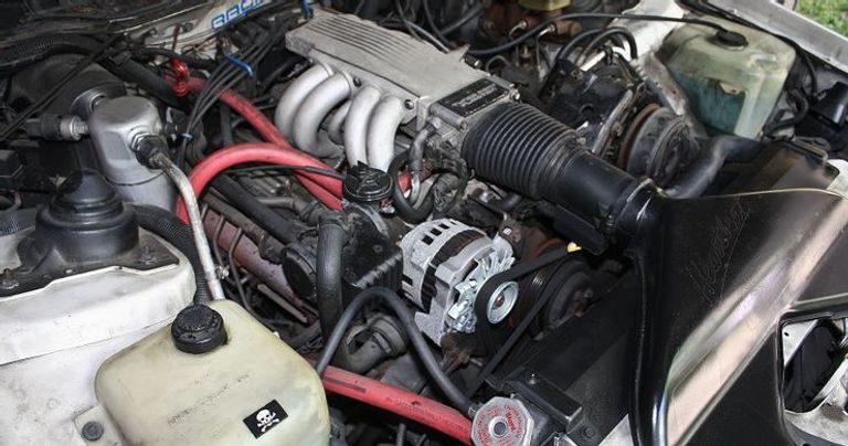 محرك شيفروليه Small-Block V8 محرك شيفروليه Small-Block V8