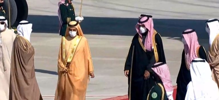 ولي عهد السعودية يستقبل القادة المشاركين بالقمة الخليجية