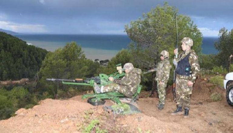 عملية عسكرية للجيش الجزائري بمرتفعات تيبازة 