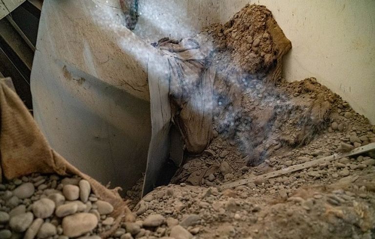 جانب من داخل سجن داعش في الرقة - ديلي ميل