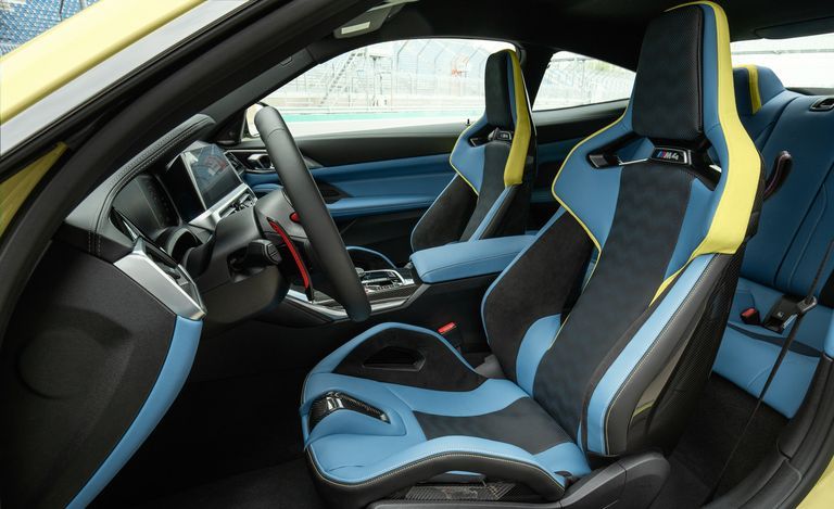 بي إم دبليو M4 بي إم دبليو M4