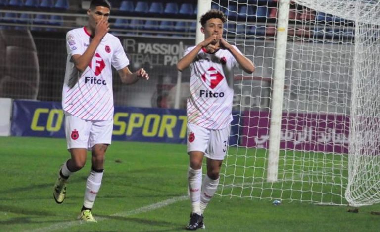صلاح الدين بنيشو نجم أولمبيك آسفي المغربي مواجهة من الدوري المغربي