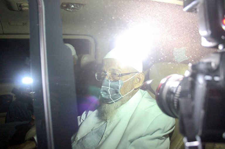 أثناء الأفراج عن أبو بكر باعشير - رويترز أبوبكر باعشير