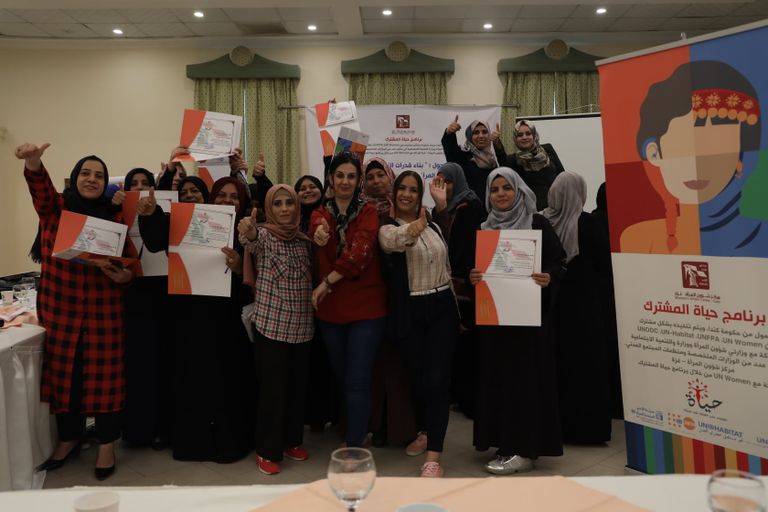 حملة تهدف لتعزيز مشاركة نساء فلسطين في صنع القرار