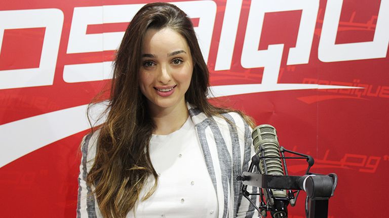 الفنانة التونسية أحلام فقيه