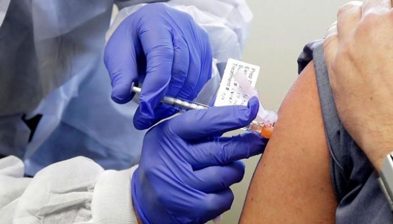 الأردن يبدأ التطعيم ضد كورونا الأربعاء