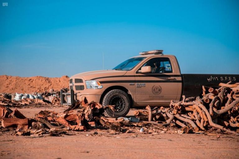 قوات الأمن السعودية في موقع الحطب