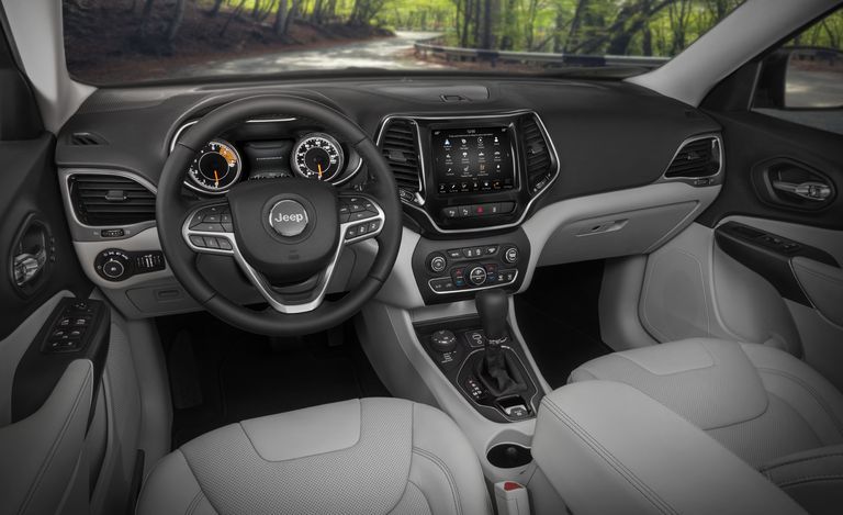 طراز "جييب شيروكي" طراز