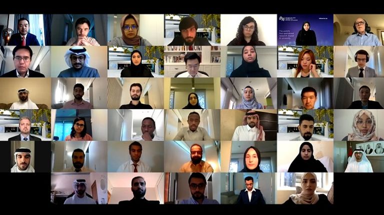 الدكتور سلطان الجابر خلال اللقاء بمشاركة إريك زينغ