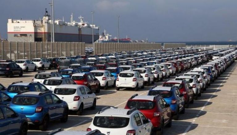  سيارات للتصدير بميناء طنجة المغربي 