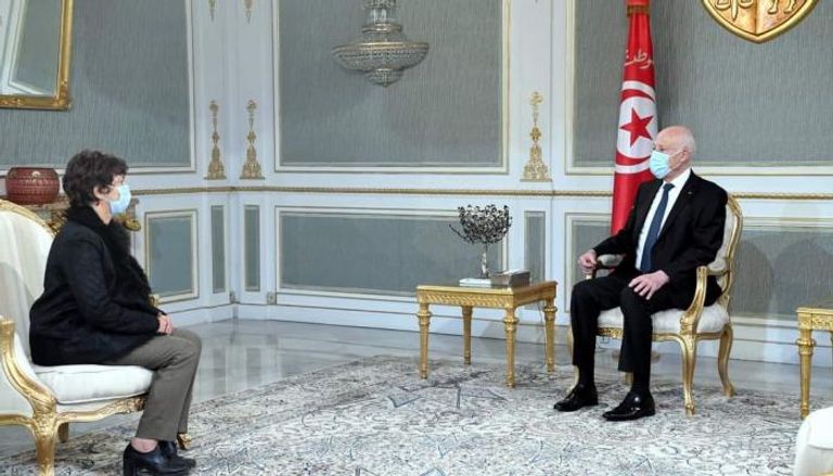 لقاء الرئيس التونسي وسامية عبو