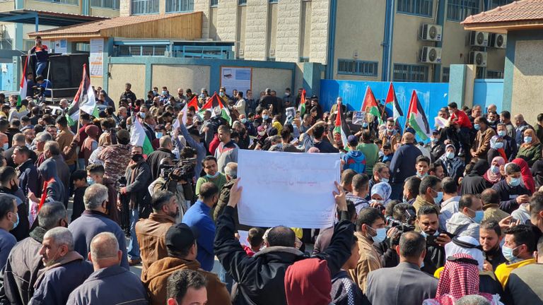 جانب من احتجاجات اللاجئين الفلسطينيين 