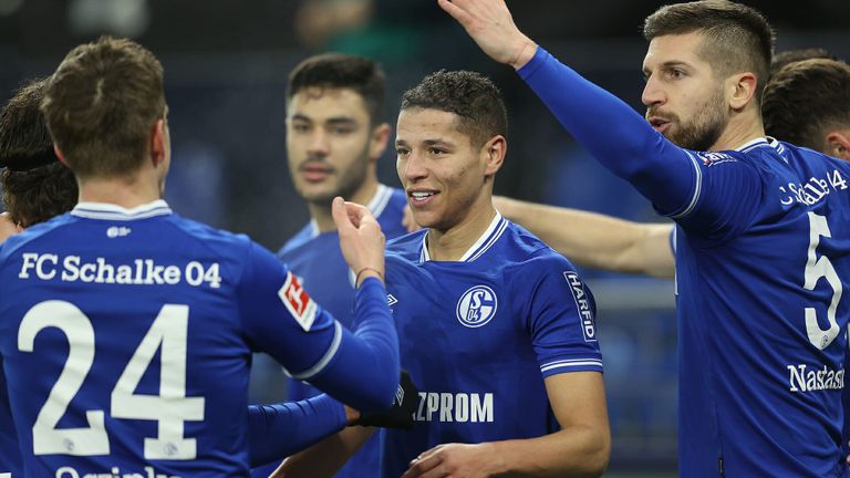 أمين حارث ونجوم شالكه بايرن ميونيخ ضد بروسيا دورتموند