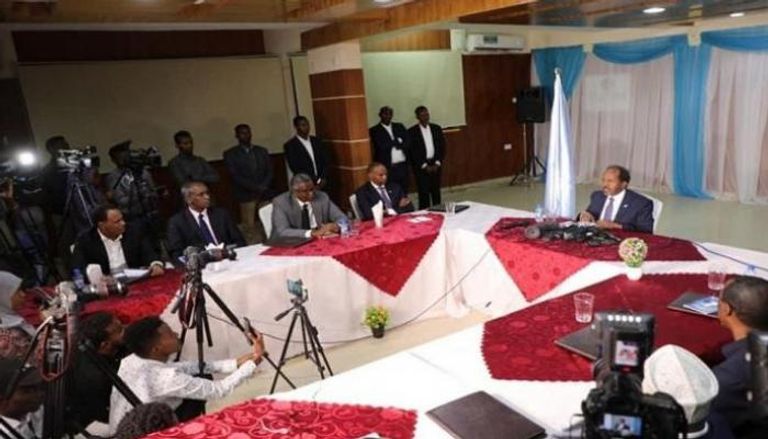 جانب من اجتماع سابق لمجلس اتحاد مرشحي الرئاسة بالصومال
