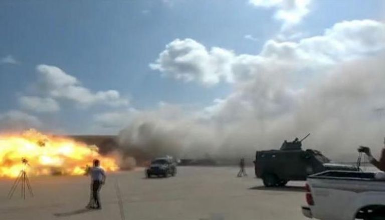 جانب من الهجوم الدموي في مطار عدن - أ.ف.ب