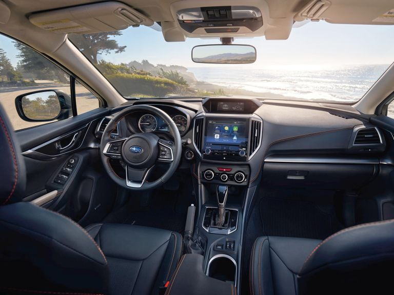 سوبارو كروستريك هيونداي