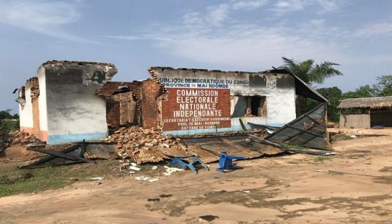 آثار لهجوم سابق على إحدى القرى في شرق الكونغو