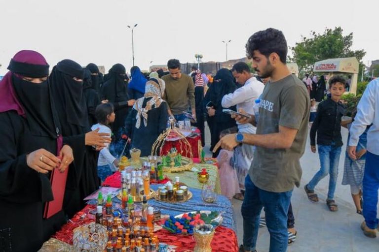 المهرجان جذب الكثير من المواطنين في عدن