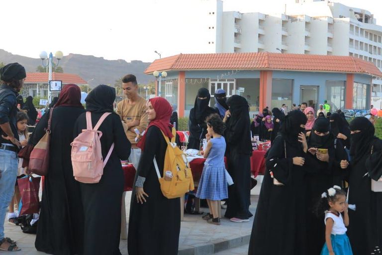 المهرجان جذب الكثير من المواطنين في عدن