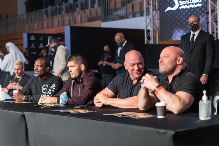 حضور حبيب نور محمدوف للفعاليات من فعاليات البطولة