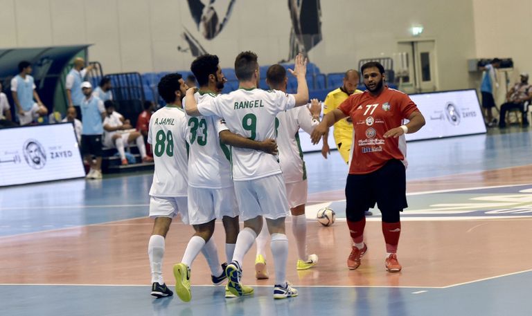 جواثير موفمبي عملاق الكونغو