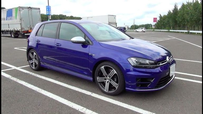 طراز فولكسفاجن "جولف R" بي إم دبليو M235i XDrive Gran Coupe