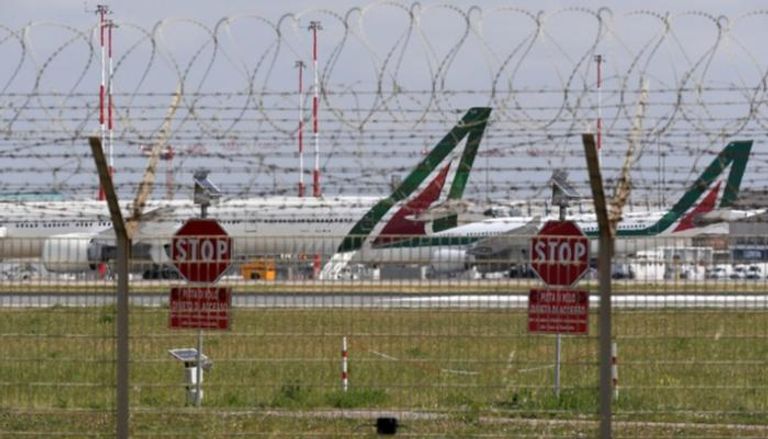 إيطاليا تحظر الرحلات الجوية من البرازيل