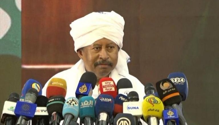 رئيس الوزراء السوداني الدكتور عبدالله حمدوك خلال كلمته بقاعة الصداقة