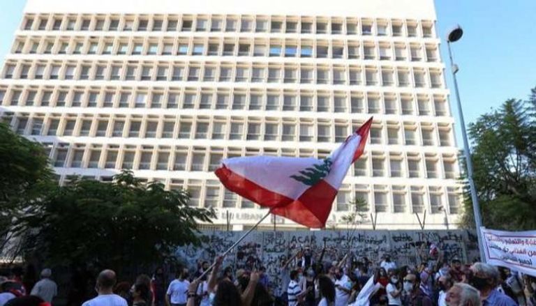 جمعية المودعين اللبنانيين تتوعد بأكبر احتجاجات بعد رفع الحظر