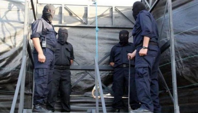  شرطة حماس قبيل تنفيذ حكم إعدام بغزة - أرشيفية 