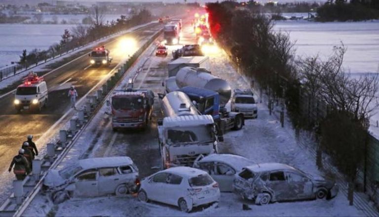 حوادث السيارات بسبب الثلوج في اليابان