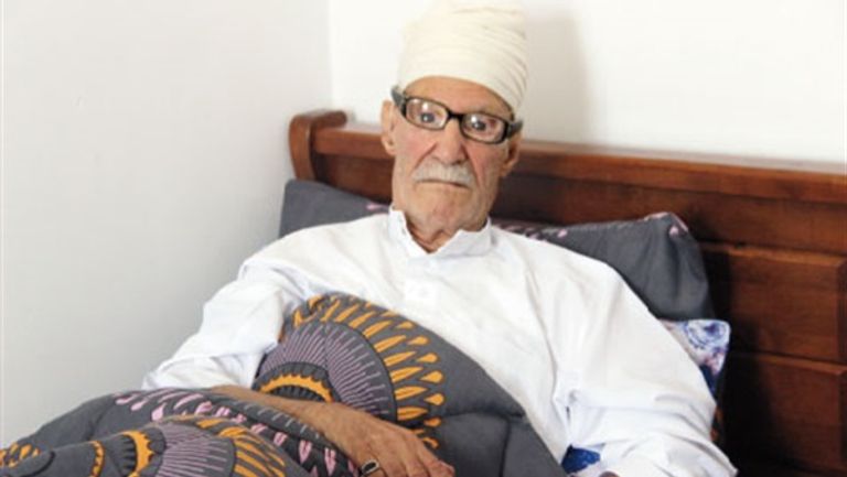 الفنان الجزائري الراحل محمد رشيدي المعروف باسم "الشيخ الناموس" - أرشيفية الفنان الجزائري الراحل محمد رشيدي المعروف باسم "الشيخ الناموس" - أرشيفية