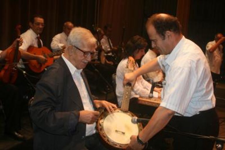 الفنان الجزائري الراحل محمد رشيدي المعروف باسم "الشيخ الناموس" - أرشيفية الفنان الجزائري الراحل محمد رشيدي المعروف باسم "الشيخ الناموس" - أرشيفية