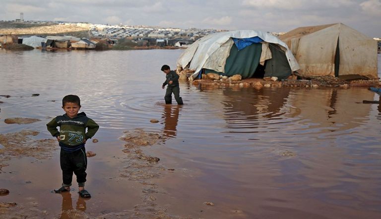 السيول تغرق مخيمات النازحين