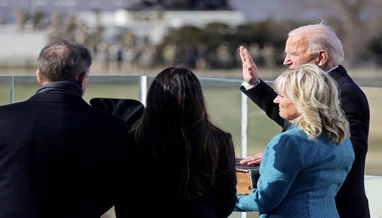 بايدن في مراسم التنصيب -رويترز 