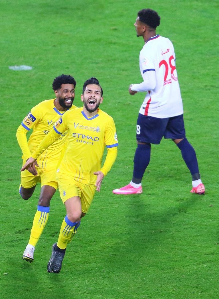 الدوري السعودي.. الهلال يبتعد بالصدارة.. والنصر يواصل الانتفاضة - صورة 1