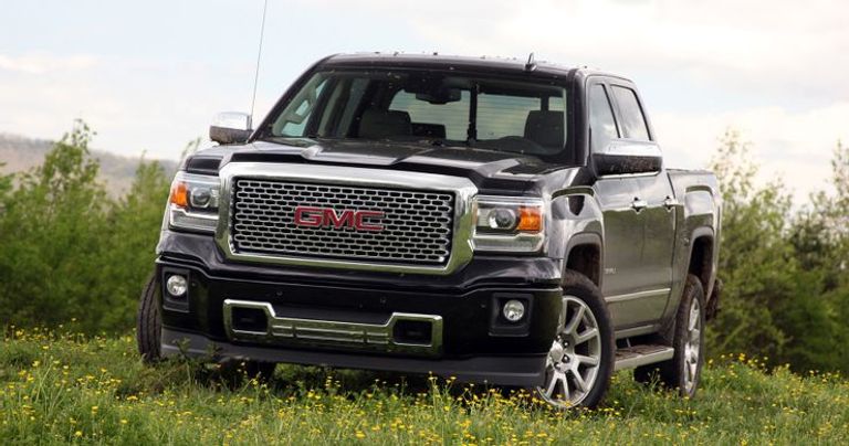 شاحنة GMC Sierra 1500 شاحنة F-150