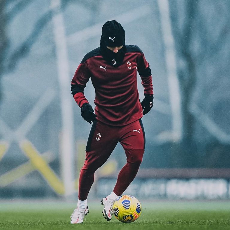 إسماعيل بن ناصر نجم ميلان الإيطالي