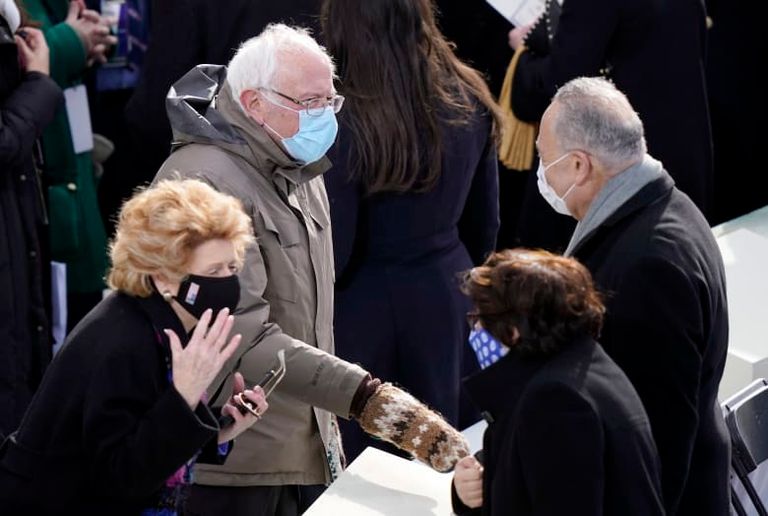 السيناتور الديمقراطي بيرني ساندرز في حفل تنصيب جو بايدن