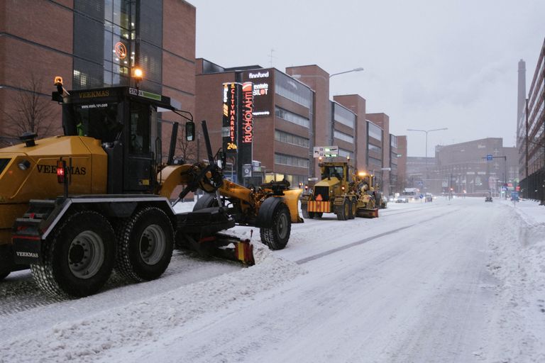  جرف الثلوج في هلسنكي