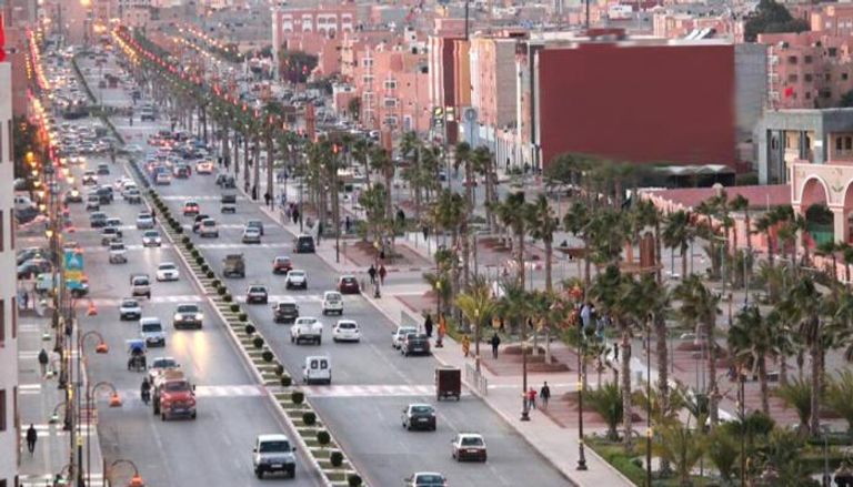 أحد الشوارع الرئيسية لمدينة العيون المغربية