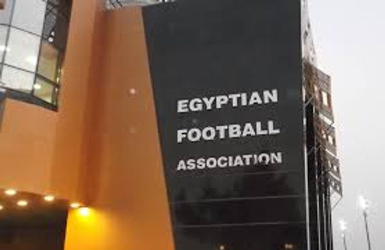 الاتحاد المصري لكرة القدم محمد الشناوي حارس الأهلي المصري