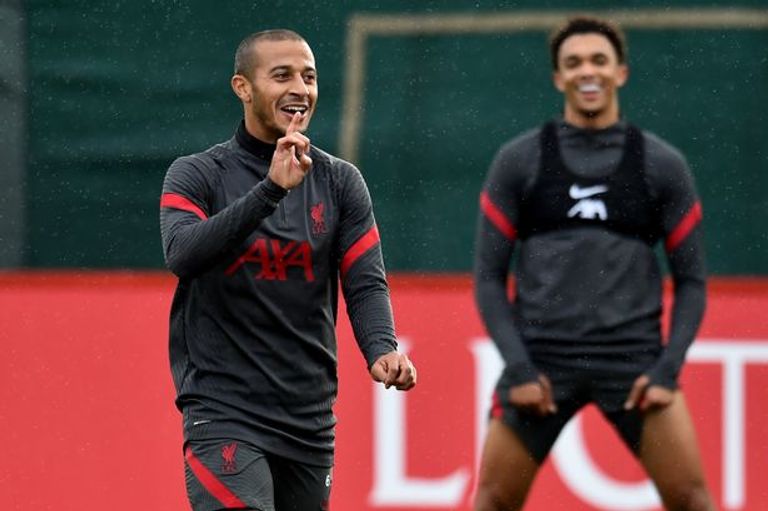 تياجو ألكانتارا وترنت ألكسندر أرنولد لاعبا ليفربول محمد صلاح نجم ليفربول