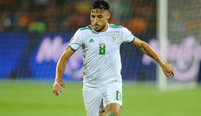 إسلام سليماني مهاجم ليون