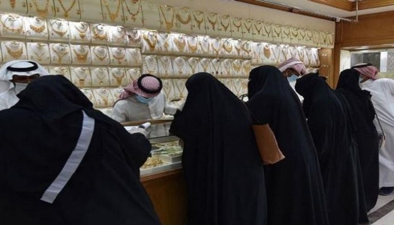 الذهب في السعودية يرتفع على نحو طفيف