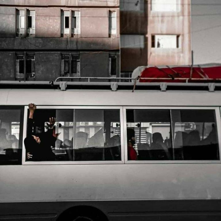 عراقية ثكلى بفقدان ولدها بتفجيرات الطيران في بغداد