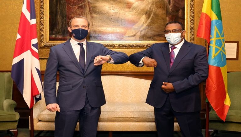وزير الخارجية الإثيوبي خلال لقاء نظيره البريطاني