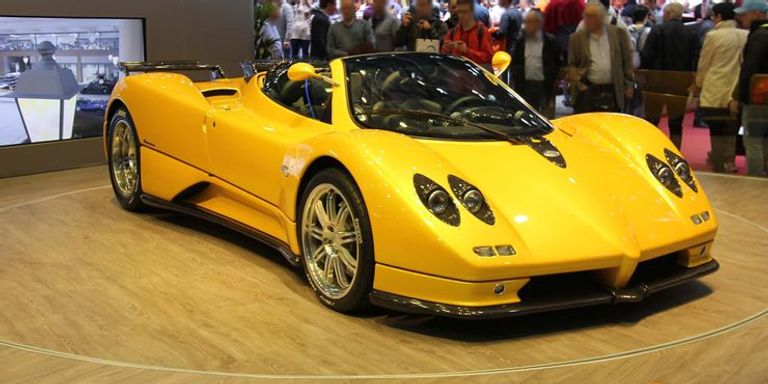 S Roadster  زوندا C12