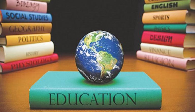 الإمارات تحرص على نشر التعليم والمعرفة حول العالم- أرشيفية